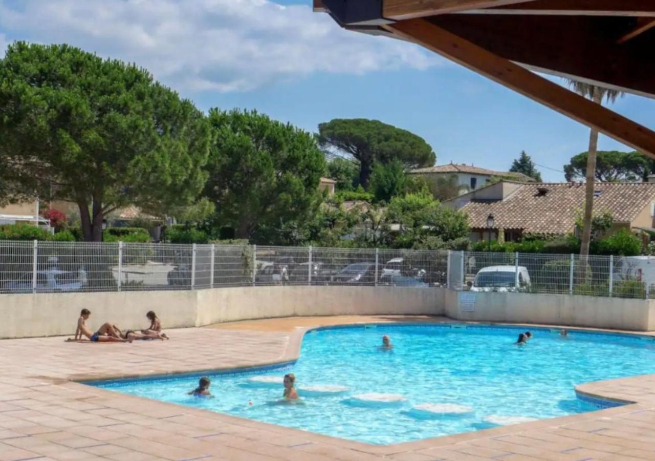 Bastidon Paisible Dans Residence Avec Piscine Fréjus Екстериор снимка
