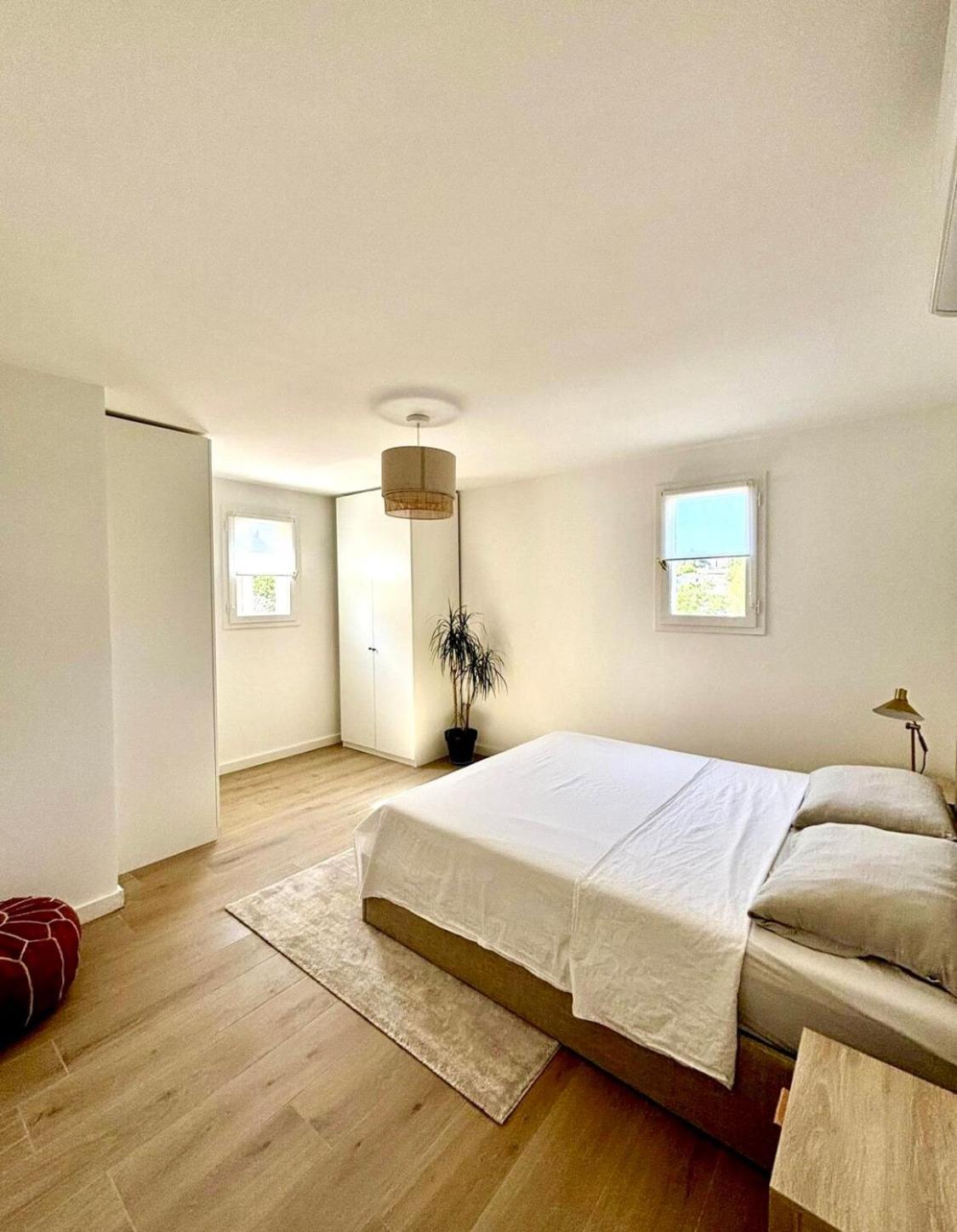 Bastidon Paisible Dans Residence Avec Piscine Fréjus Екстериор снимка