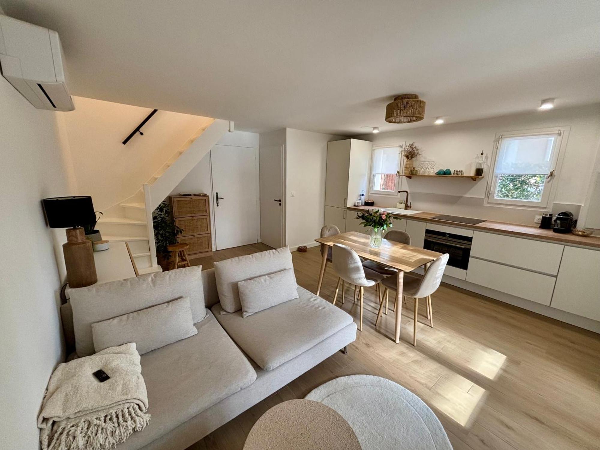 Bastidon Paisible Dans Residence Avec Piscine Fréjus Екстериор снимка